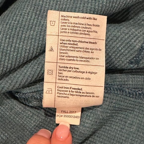 Carhartt Relaxed Fit Heavyweight Long-Sleeve Hooded Thermal Shirt | Size 4/6 - Picture 5 of 5